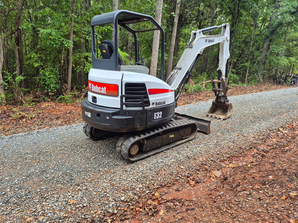 Bobcat E32 Excavator